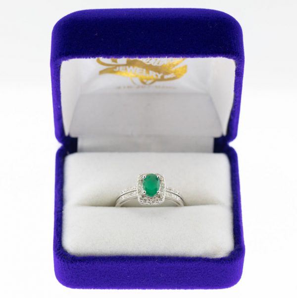 Athena ring white gold emerald front view
